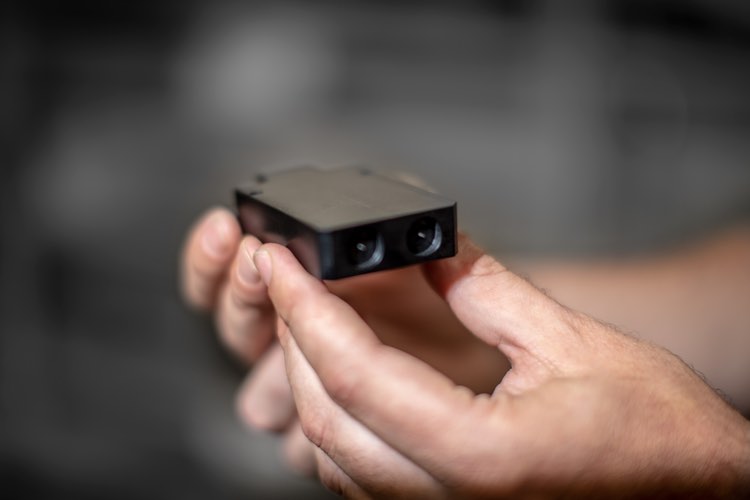 UK company makes anti-static bar even smaller
