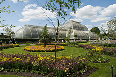 Unigro wins contract for containment facility at Kew Gardens
