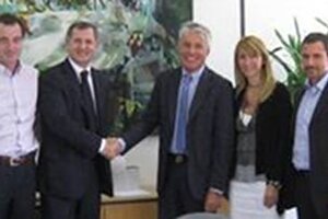Univar to distribute water treatment products
