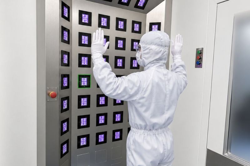 UV Medico installs operator decontamination system at European pharma facility
