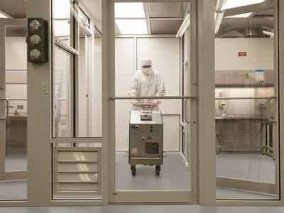 Vaporous biodecontamination: A matter of efficiency