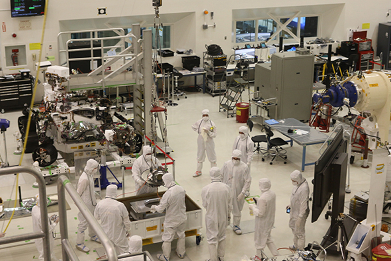What are your options for humidity control in cleanrooms?