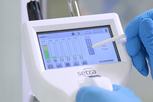 What can a non-viable particle counter do that viable air sampling cannot?