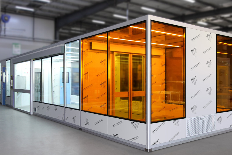 Why yellow-tinted glass walls are necessary in modular cleanrooms