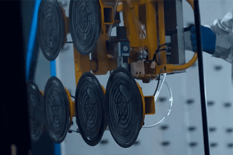 Wiskind automates cleanroom window production